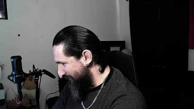 DevilPup75  online show from 28, 4, 2026