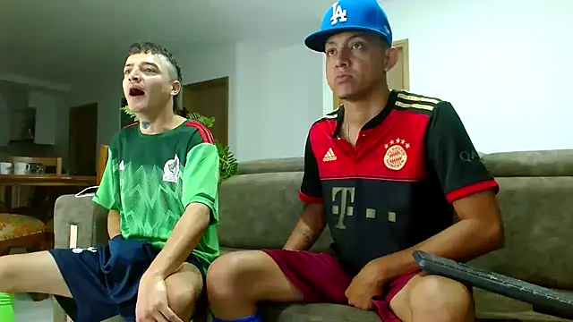 skinny23cm online show from 17, 12, 2024