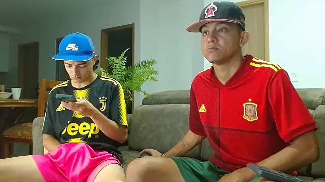 skinny23cm online show from 18, 12, 2024