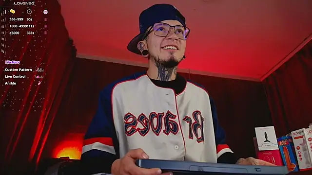 tyler jones  online show from 14, 7, 2026