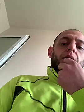 Snapshot of milenski74 chatting on 25, 2, 2026 milenski74 online show from 25, 2, 2026