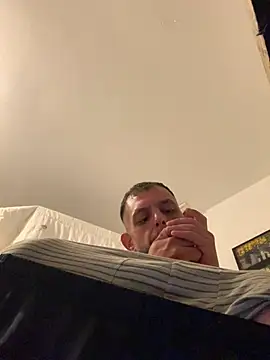 Snapshot of milenski74 chatting on 25, 7, 2026 milenski74 online show from 25, 7, 2026