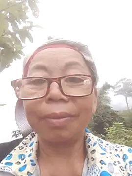 Snapshot of VangLe73 chatting on 16, 10, 2025 VangLe73 online show from 16, 10, 2025