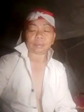 Snapshot of VangLe73 chatting on 28, 10, 2025 VangLe73 online show from 28, 10, 2025