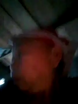 Snapshot of VangLe73 chatting on 14, 11, 2025 VangLe73 online show from 14, 11, 2025