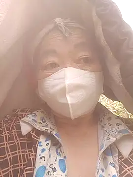 Snapshot of VangLe73 chatting on 9, 1, 2026 VangLe73 online show from 9, 1, 2026