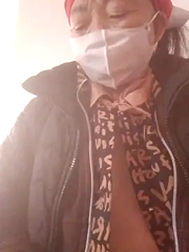 Snapshot of VangLe73 chatting on 10, 1, 2026 VangLe73 online show from 10, 1, 2026