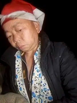 Snapshot of VangLe73 chatting on 1, 2, 2026 VangLe73 online show from 1, 2, 2026