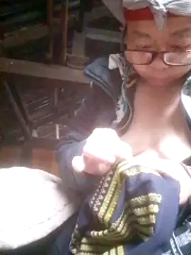 Snapshot of VangLe73 chatting on 3, 2, 2026 VangLe73 online show from 3, 2, 2026