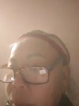 Snapshot of VangLe73 chatting on 19, 2, 2026 VangLe73 online show from 19, 2, 2026