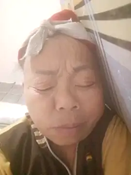 Snapshot of VangLe73 chatting on 22, 3, 2026 VangLe73 online show from 22, 3, 2026