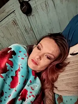 bratlipss online show from 8, 11, 2025