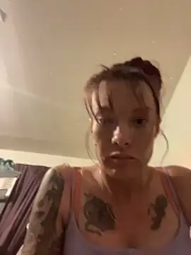 bratlipss online show from 16, 3, 2026