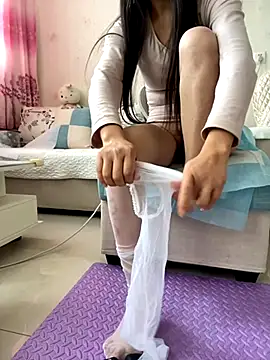 Alicia066 online show from 1, 12, 2025