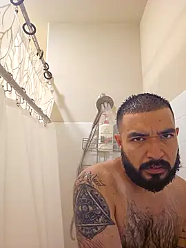 Snapshot of Lb228w chatting on 13, 9, 2025 Lb228w online show from 13, 9, 2025