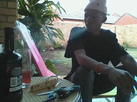 Snapshot of bhutimjongeni chatting on 20, 9, 2025 bhutimjongeni online show from 20, 9, 2025