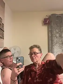 Curvy-Jinx online show from 18, 1, 2026