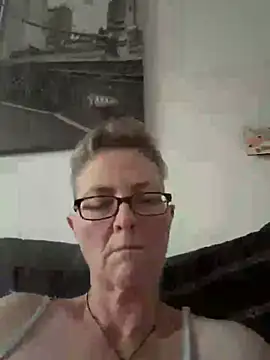 Curvy-Jinx online show from 1, 7, 2026