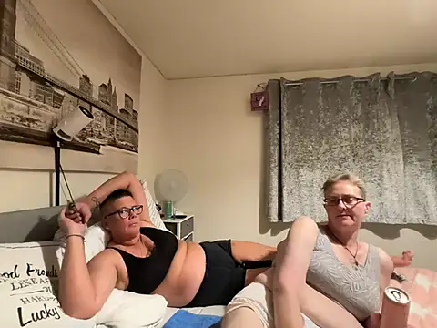 Curvy-Jinx online show from 17, 7, 2026