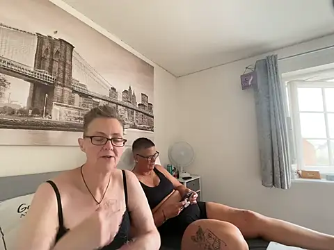 Curvy-Jinx online show from 30, 7, 2026