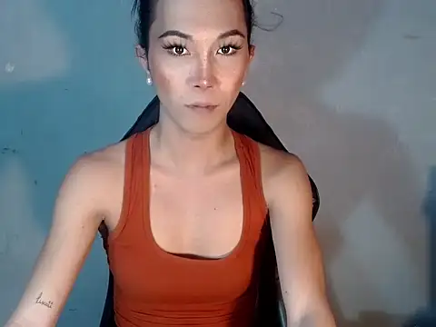 Snapshot of ladychix chatting on 18, 3, 2026 ladychix online show from 18, 3, 2026