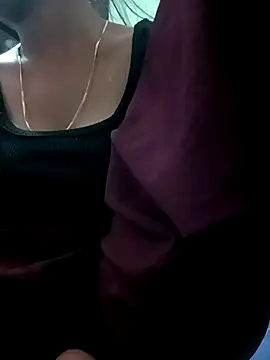 Snapshot of sakshi5533 chatting on 14, 9, 2025 sakshi5533 online show from 14, 9, 2025