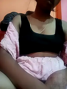 Snapshot of sakshi5533 chatting on 15, 9, 2025 sakshi5533 online show from 15, 9, 2025