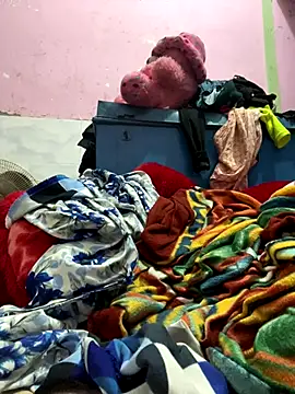 Snapshot of sakshi5533 chatting on 1, 10, 2025 sakshi5533 online show from 1, 10, 2025