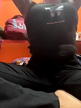 Snapshot of sakshi5533 chatting on 8, 10, 2025 sakshi5533 online show from 8, 10, 2025