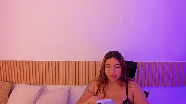 OliviaSweett online show from 4, 10, 2025