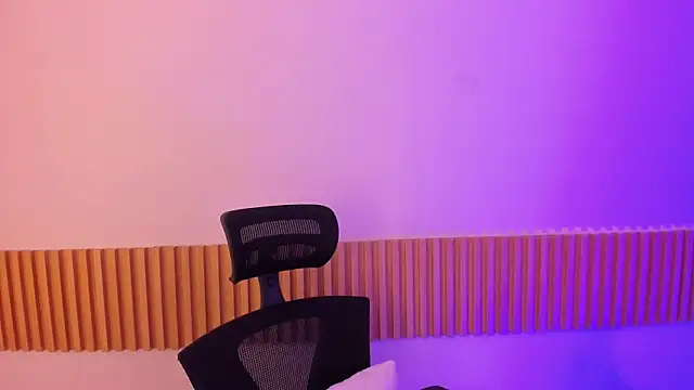 OliviaSweett online show from 12, 10, 2025