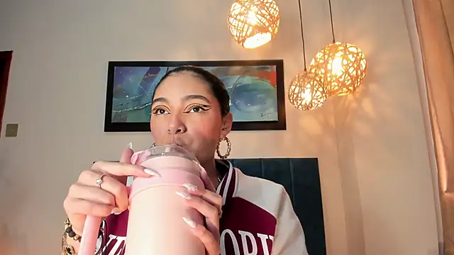 LunaAspen  online show from 11, 2, 2026