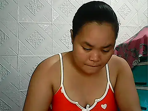 CreamyPussy4uxx online show from 7, 5, 2026