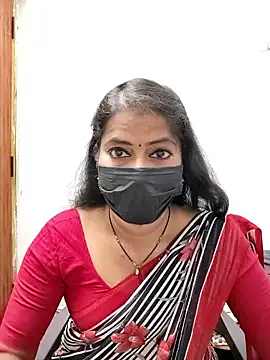 Snapshot of tamil_Sigappu_Roja chatting on 28, 5, 2026 tamil Sigappu Roja online show from 28, 5, 2026