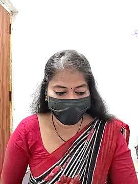 Snapshot of tamil_Sigappu_Roja chatting on 8, 6, 2026 tamil Sigappu Roja online show from 8, 6, 2026