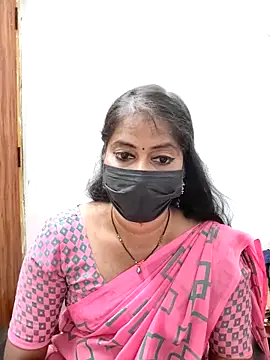 Snapshot of tamil_Sigappu_Roja chatting on 18, 6, 2026 tamil Sigappu Roja online show from 18, 6, 2026