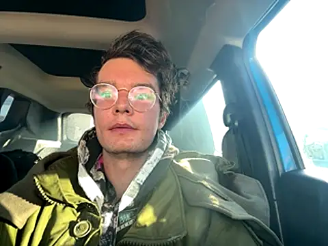 Snapshot of Hungboxer69 chatting on 2, 11, 2025 Hungboxer69 online show from 2, 11, 2025