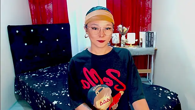 Snapshot of fantasticsophia69 chatting on 11, 1, 2026 fantasticsophia69 online show from 11, 1, 2026