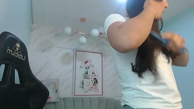 victoria hernandez t  online show from 6, 5, 2026