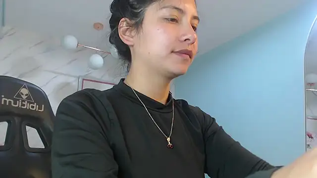 Snapshot of victoria_hernandez_t_ chatting on 5, 6, 2026 victoria hernandez t online show from 5, 6, 2026