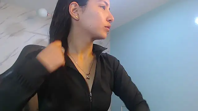 Snapshot of victoria_hernandez_t_ chatting on 10, 6, 2026 victoria hernandez t online show from 10, 6, 2026