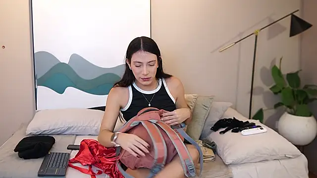 Ariaa Isabell online show from 24, 10, 2025