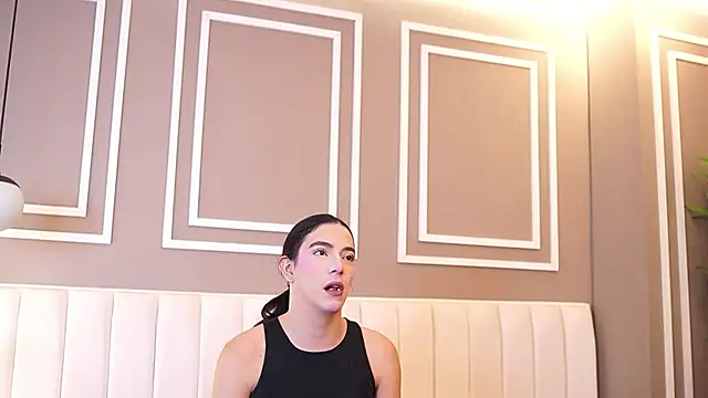 Ariaa Isabell online show from 9, 5, 2026
