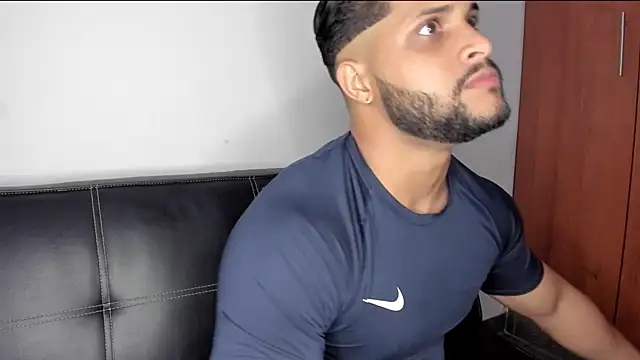 Pier Simons online show from 7, 1, 2026