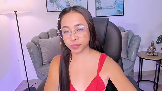 July Adams online show from 1, 12, 2025