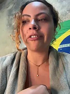 Chloe Leaozinho online show from 14, 6, 2026