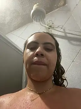 Chloe Leaozinho online show from 20, 7, 2026