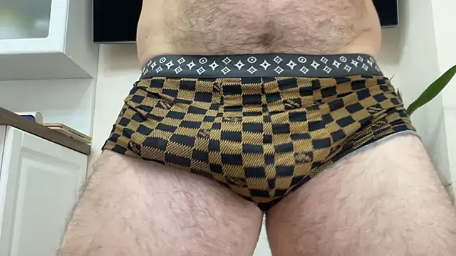 Snapshot of BrianJohnson_ chatting on 2, 11, 2025 BrianJohnson online show from 2, 11, 2025