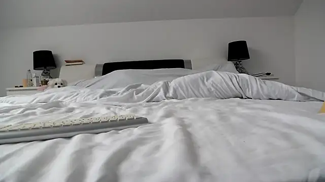 ArabianMalikah online show from 14, 10, 2025