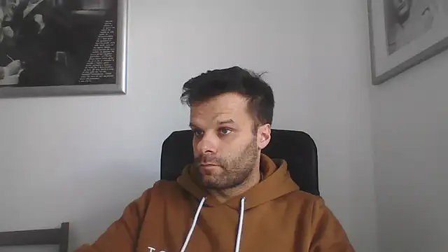 Snapshot of FROCETTO93 chatting on 7, 11, 2025 FROCETTO93 online show from 7, 11, 2025